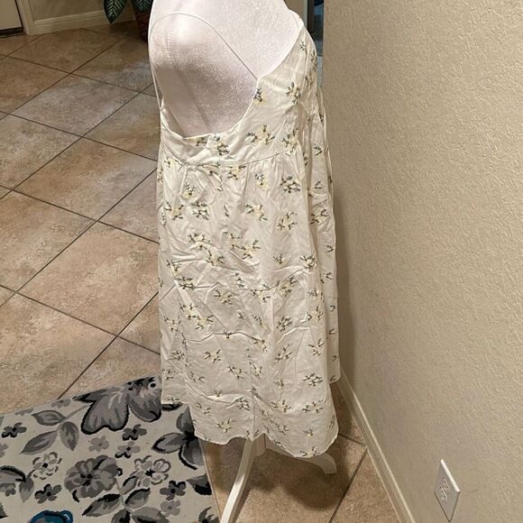 Urban Revio 8 Square Neck Tiered Midi Dress White Embroidered Floral Coquette - Picture 7 of 10